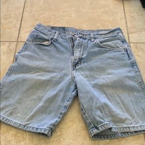 Men’s Wrangler shorts